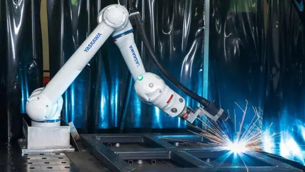 Smart Automation: How Mid-Sized Manufacturers Scale Modularly