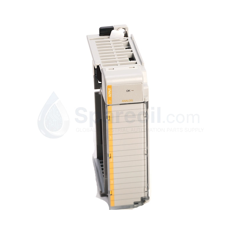 وحدة الإخراج التناظري Allen Bradley CompactLogix 1769-OF8V