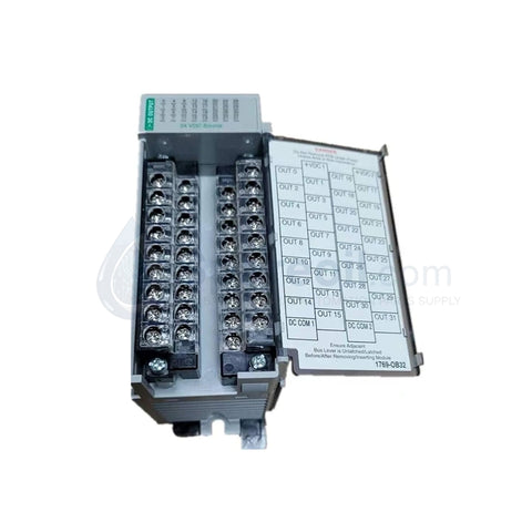 وحدة تحكم منطقية قابلة للبرمجة (PLC) موديل 1769-OB32 AB بجهد 24 فولت تيار مستمر، 32 قناة، مصدر PNP